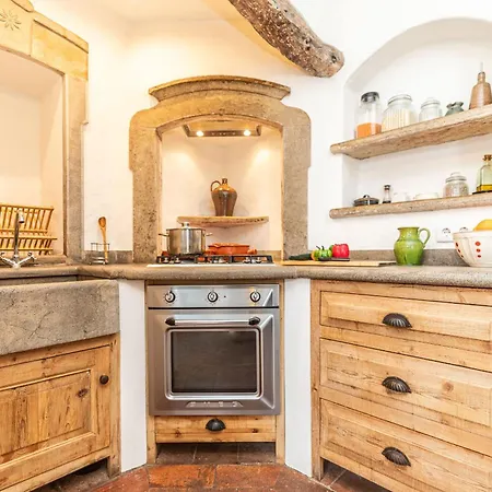 Casa Callebanda-superb Spot In Historical Centre *