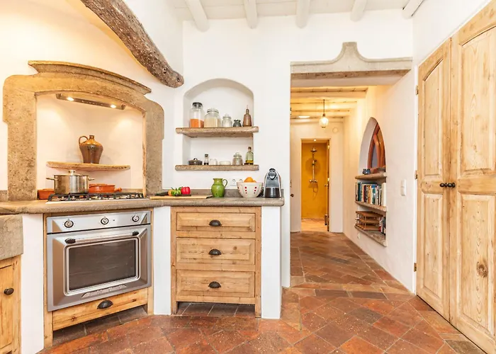 Casa Callebanda-superb Spot In Historical Centre *