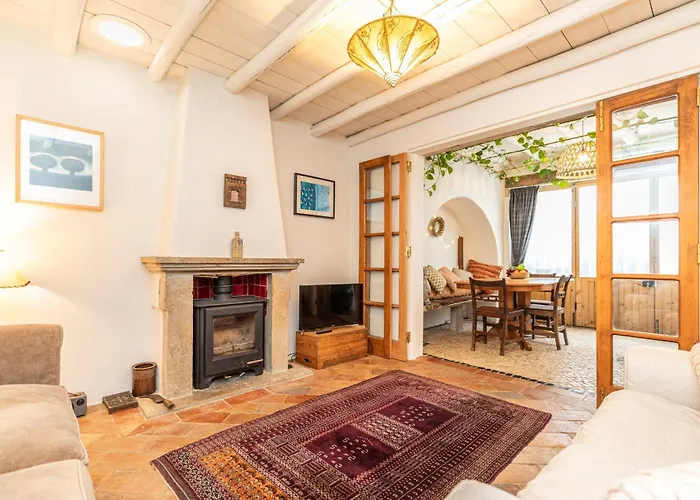 Casa Callebanda-superb Spot In Historical Centre 아파트