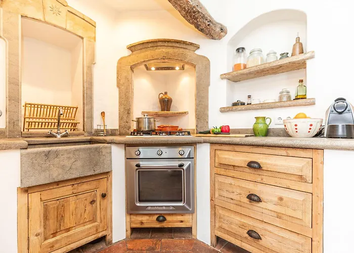 Casa Callebanda-superb Spot In Historical Centre *